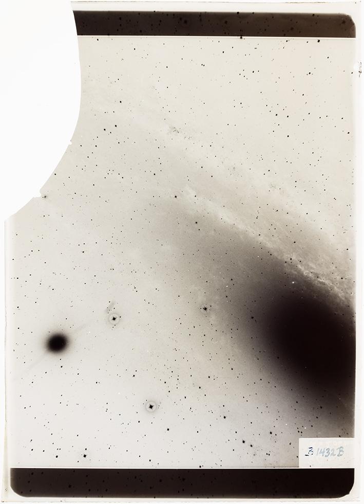 Hunt_SLIDE-6_Baade-m31-1943